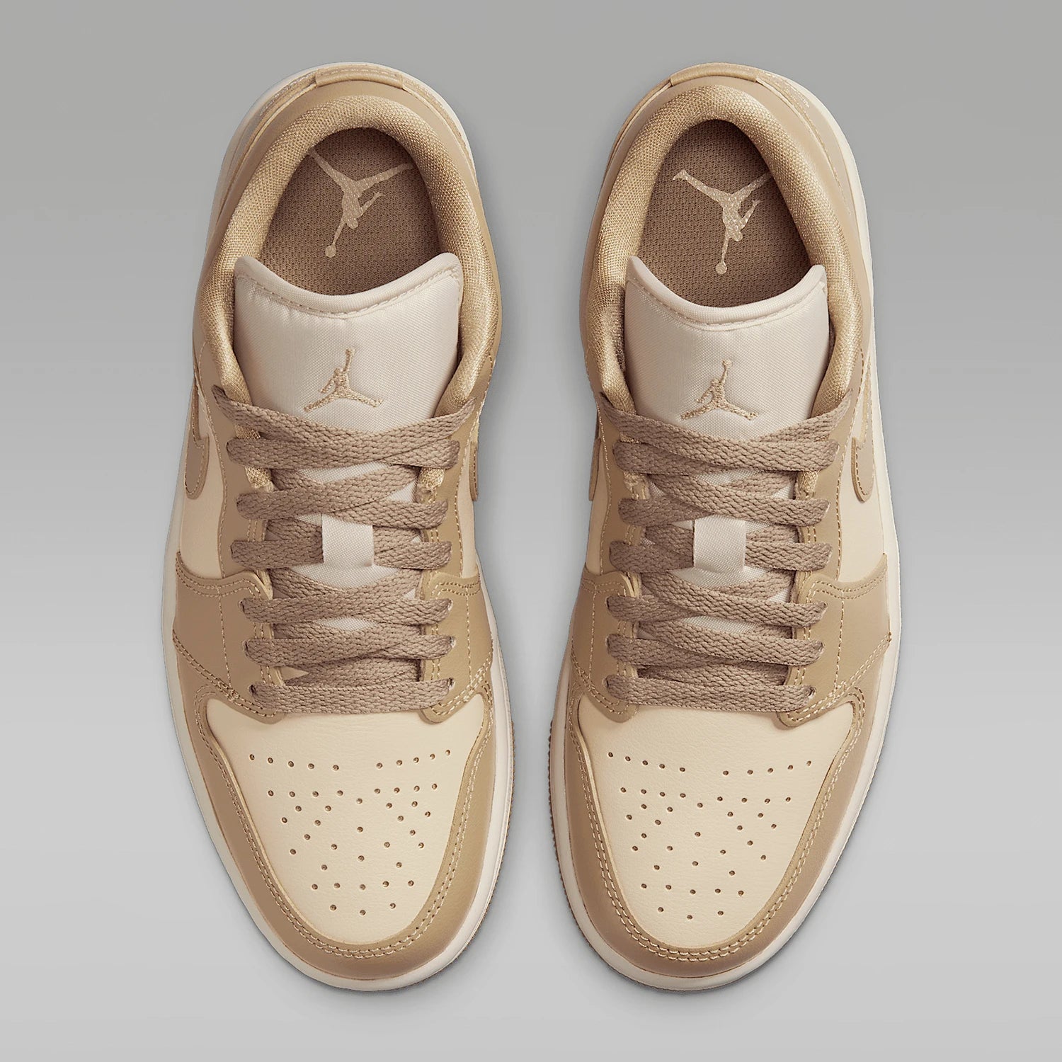 Nike official genuine Air Jordan 1 women's low cut retro basketball shoe DC0774-203