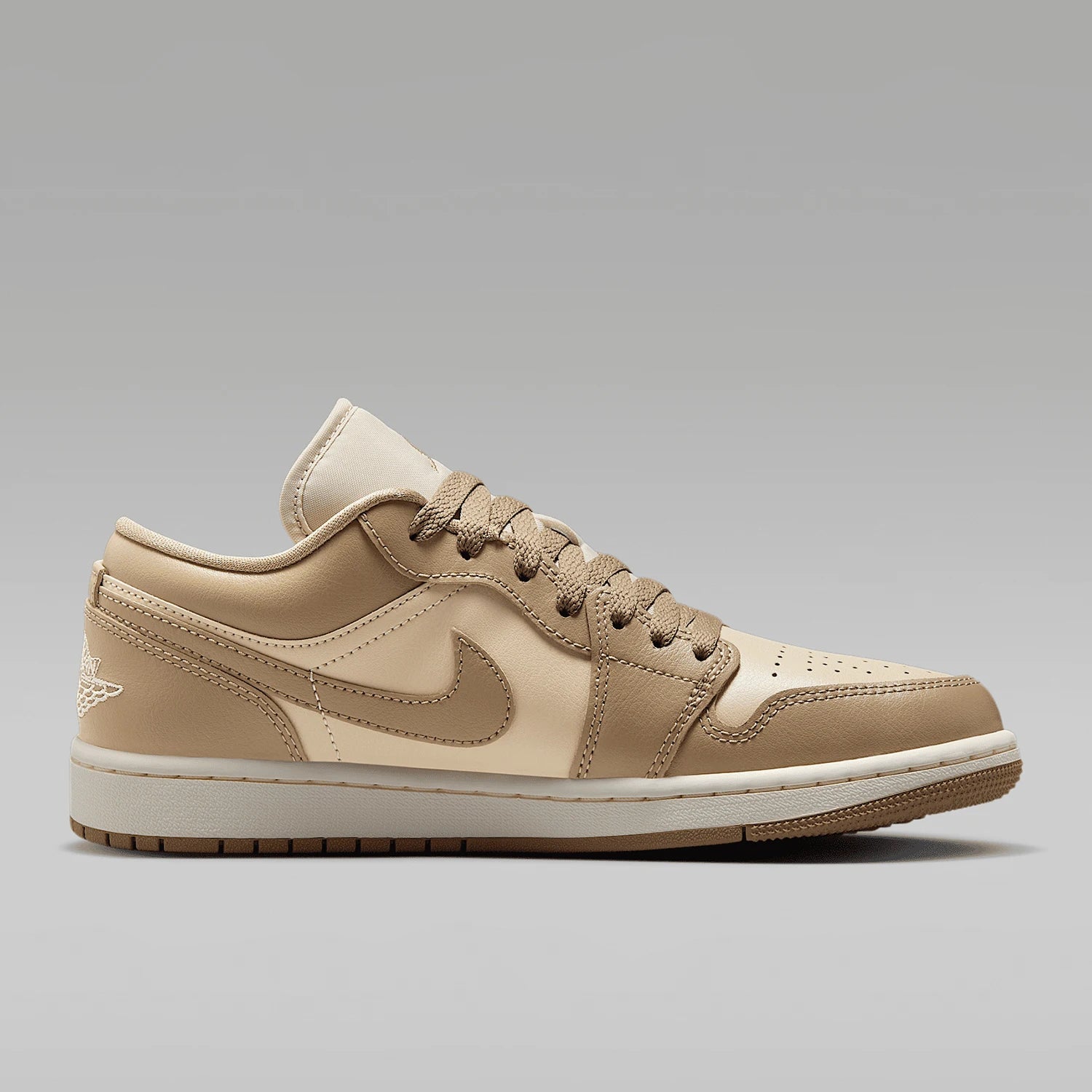 Nike official genuine Air Jordan 1 women's low cut retro basketball shoe DC0774-203