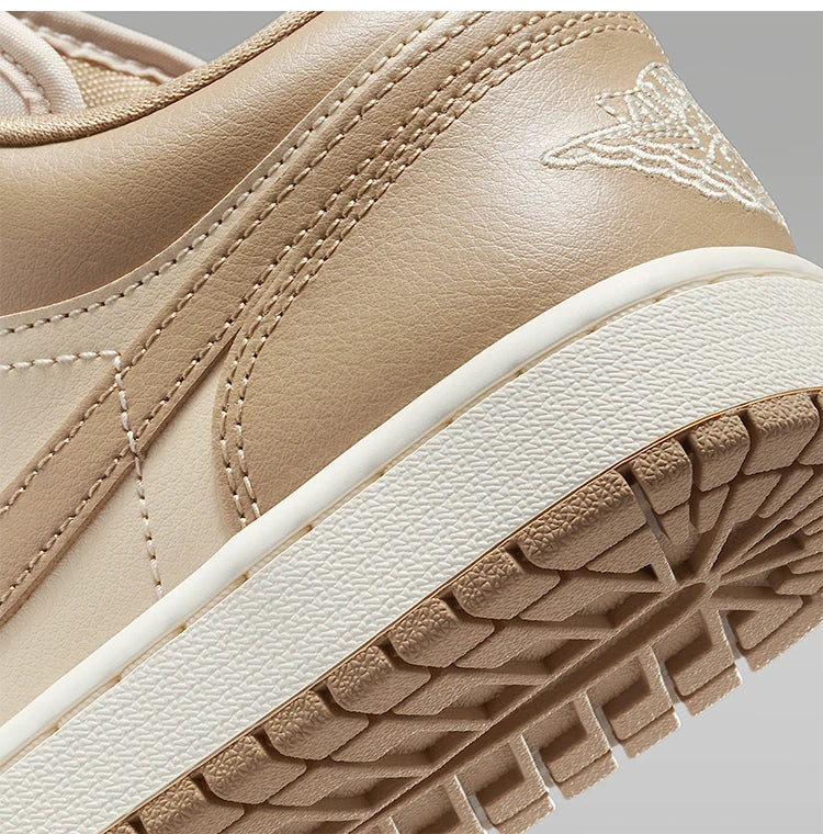 Nike official genuine Air Jordan 1 women's low cut retro basketball shoe DC0774-203