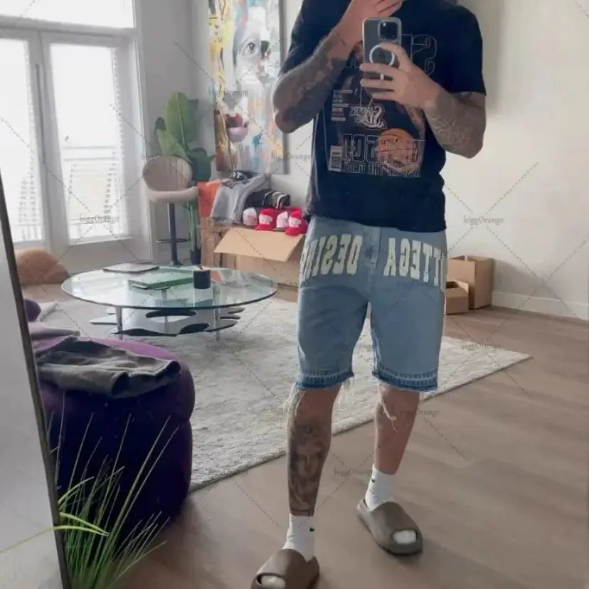 Korean Reviews Many Men's Clothes Denim Shorts Hip-hop Street Splicing Embroidery Retro Casual Pants Letters 1 /2 Jeans for Man