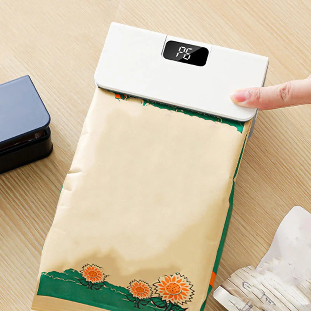 Rechargeable Bag Sealer Magnetic Chip Bag Sealer with Cutter Adjustable Temperature for Food Storage Snacks Sealing Machine